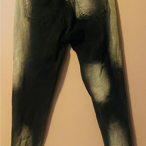 Jeans - Picture 2 of 2